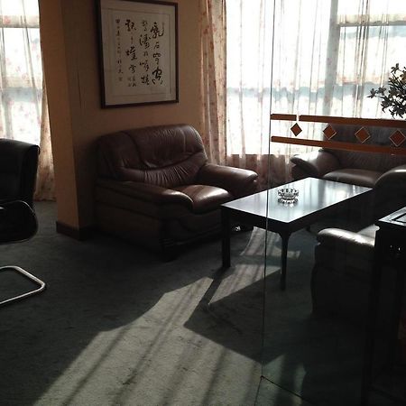 Nanjing Renyun Hotel Exterior photo